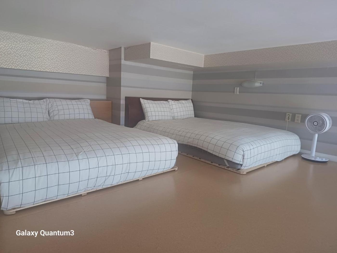 Hongdae Guesthouse2 1Min From Hongik Uni Station Exit #1 Seoel Buitenkant foto