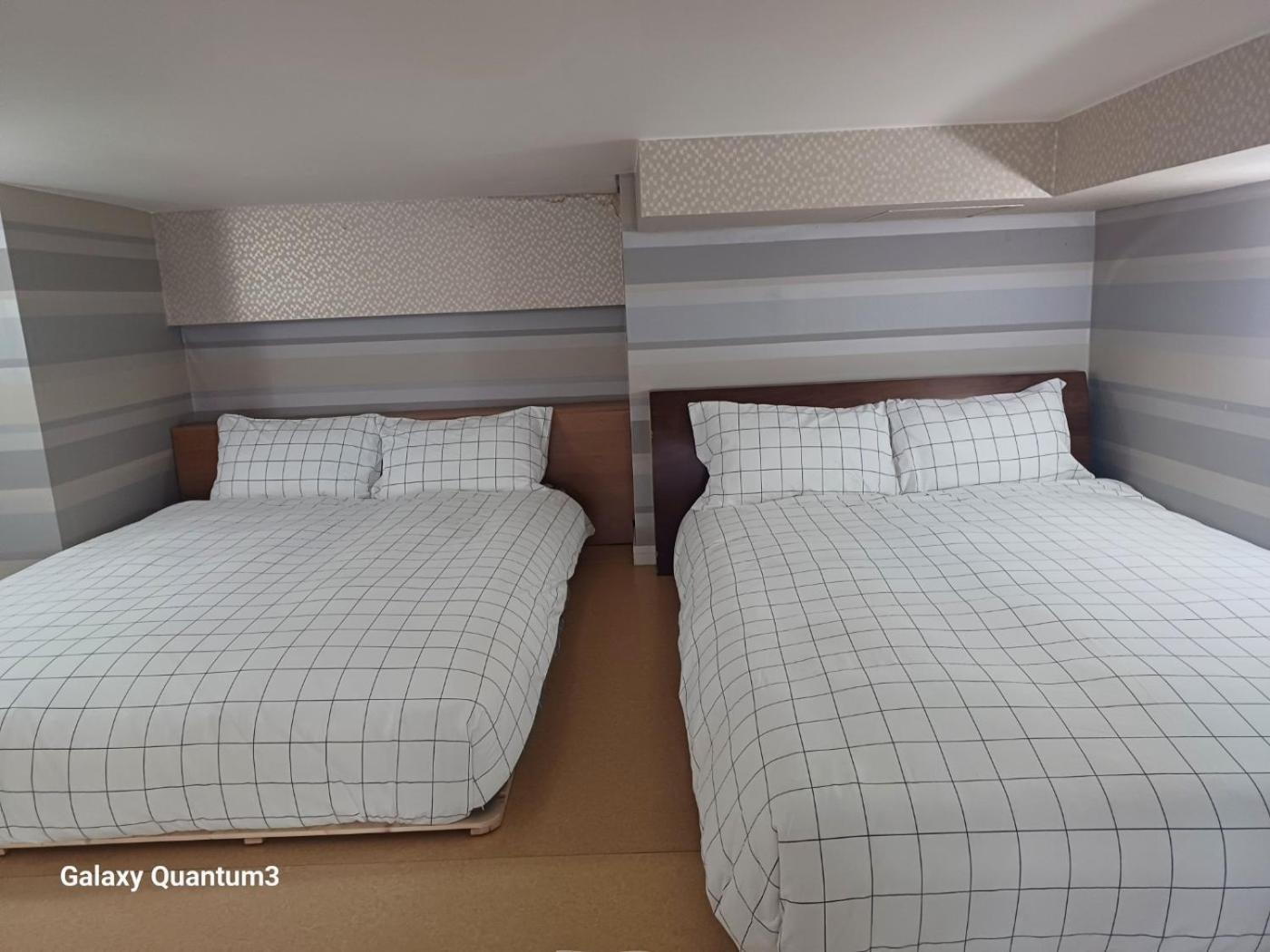 Hongdae Guesthouse2 1Min From Hongik Uni Station Exit #1 Seoel Buitenkant foto